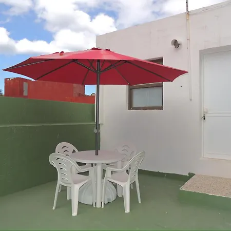 Casa Vacacional Nona בית נופש Caleta de Interián