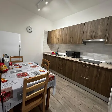 بيت للعطل Casa Vacacional Nona